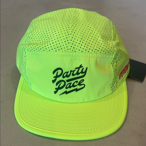NWT RNNR Party Pace Running Hat - Picture 3 of 10